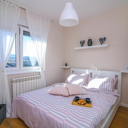 Narcis 17 - Novonamesteni Apartman Sa Prelepim Pogledom Na Tornik Zlatibor Extérieur photo