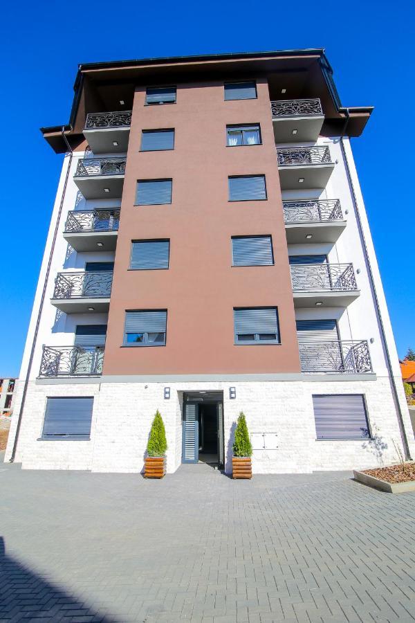 Narcis 17 - Novonamesteni Apartman Sa Prelepim Pogledom Na Tornik Zlatibor Extérieur photo