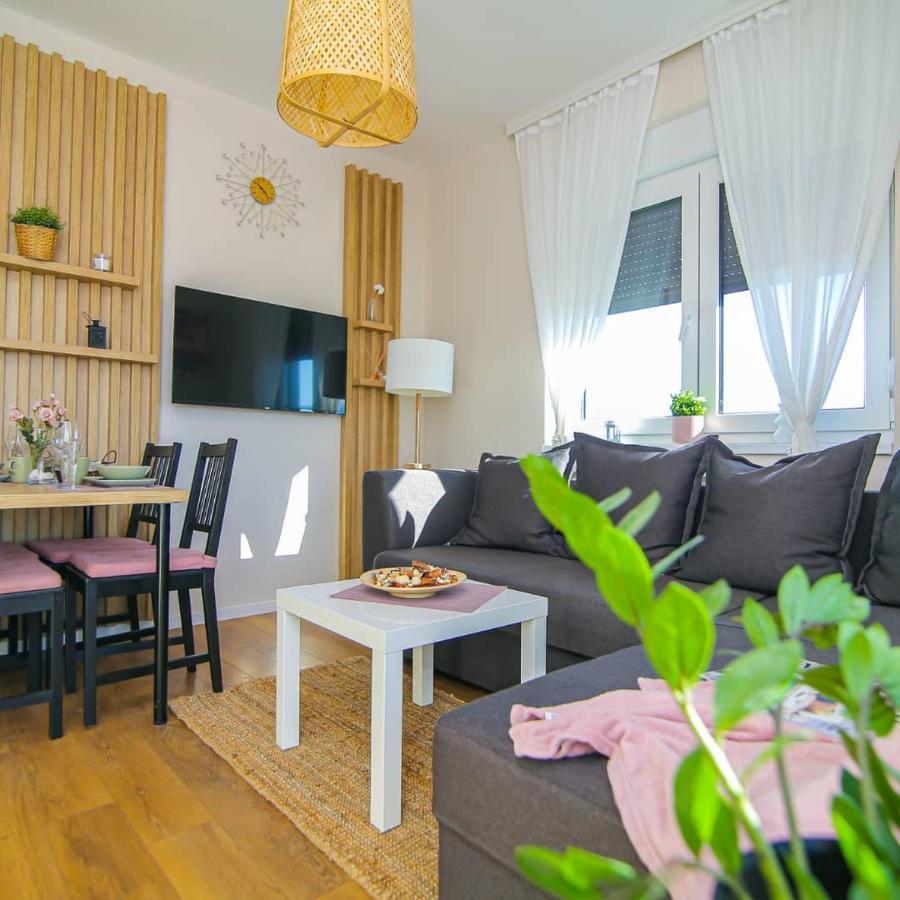 Narcis 17 - Novonamesteni Apartman Sa Prelepim Pogledom Na Tornik Zlatibor Extérieur photo