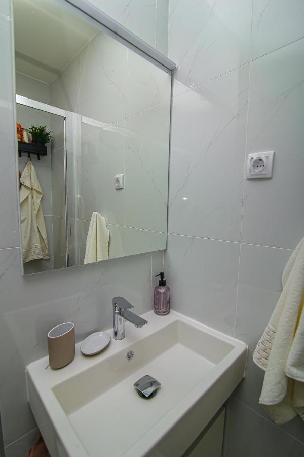 Narcis 17 - Novonamesteni Apartman Sa Prelepim Pogledom Na Tornik Zlatibor Extérieur photo