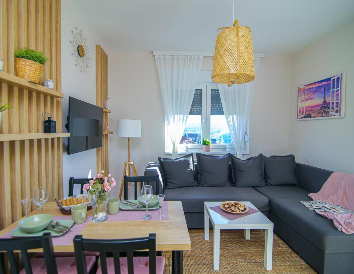 Narcis 17 - Novonamesteni Apartman Sa Prelepim Pogledom Na Tornik Zlatibor Extérieur photo